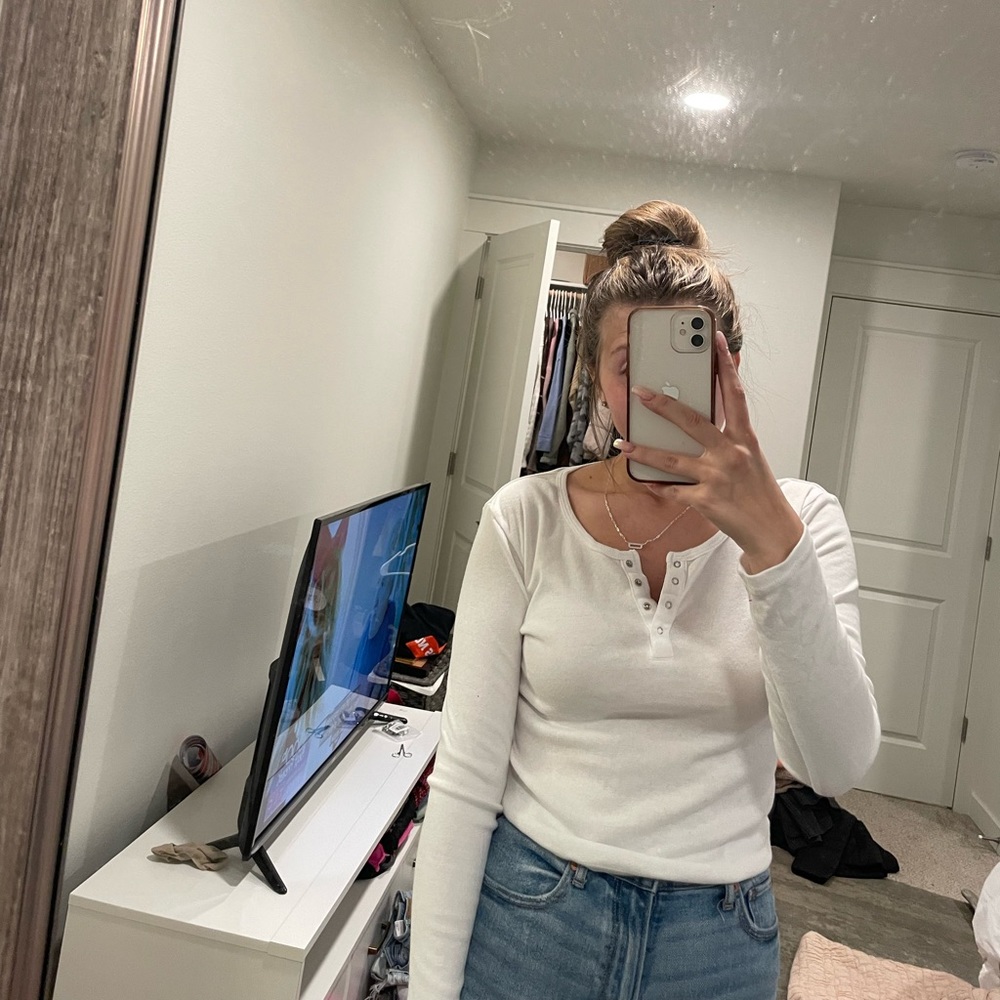 Brandy Melville Long sleeve